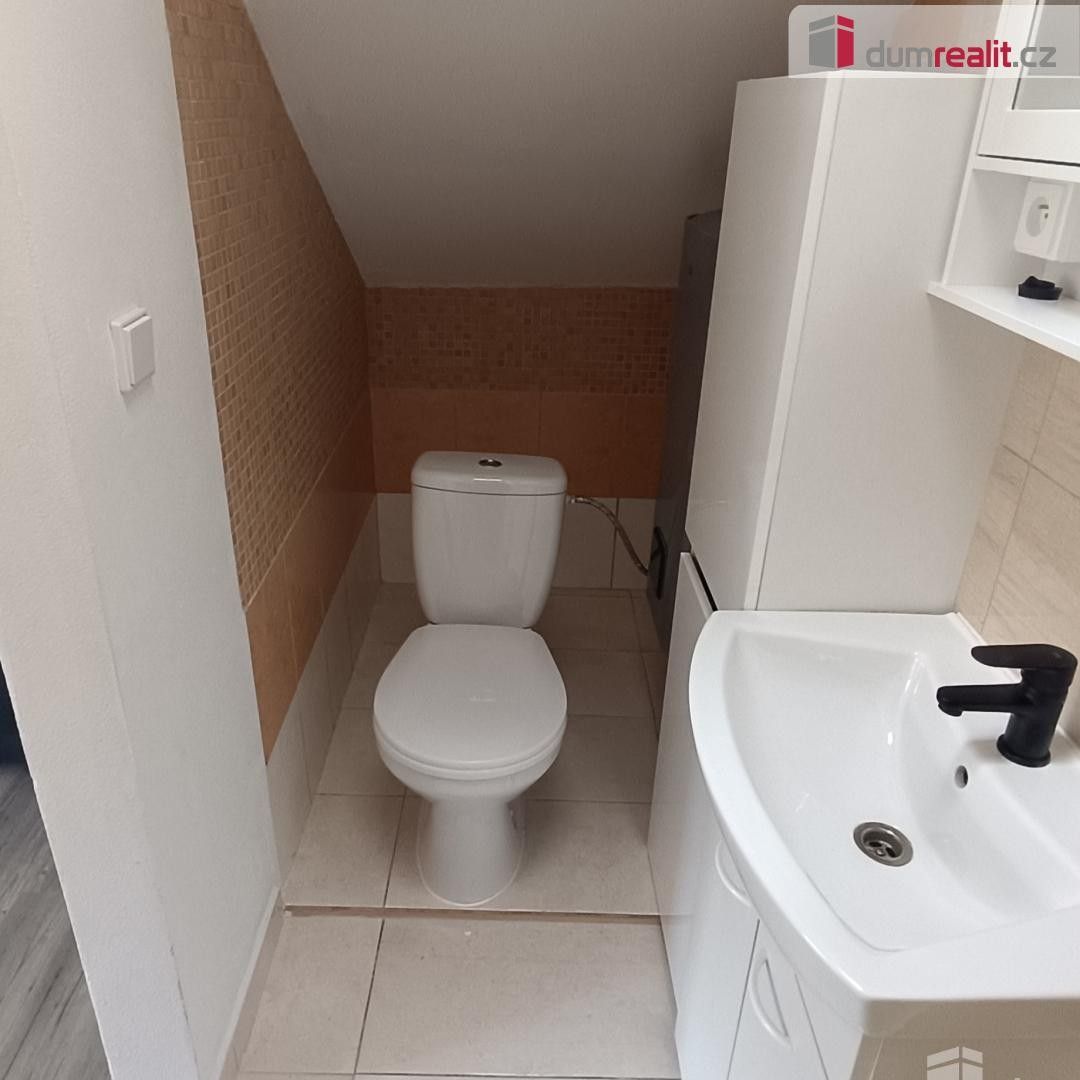 Pronájem bytu 1+kk 18 m² - foto 9