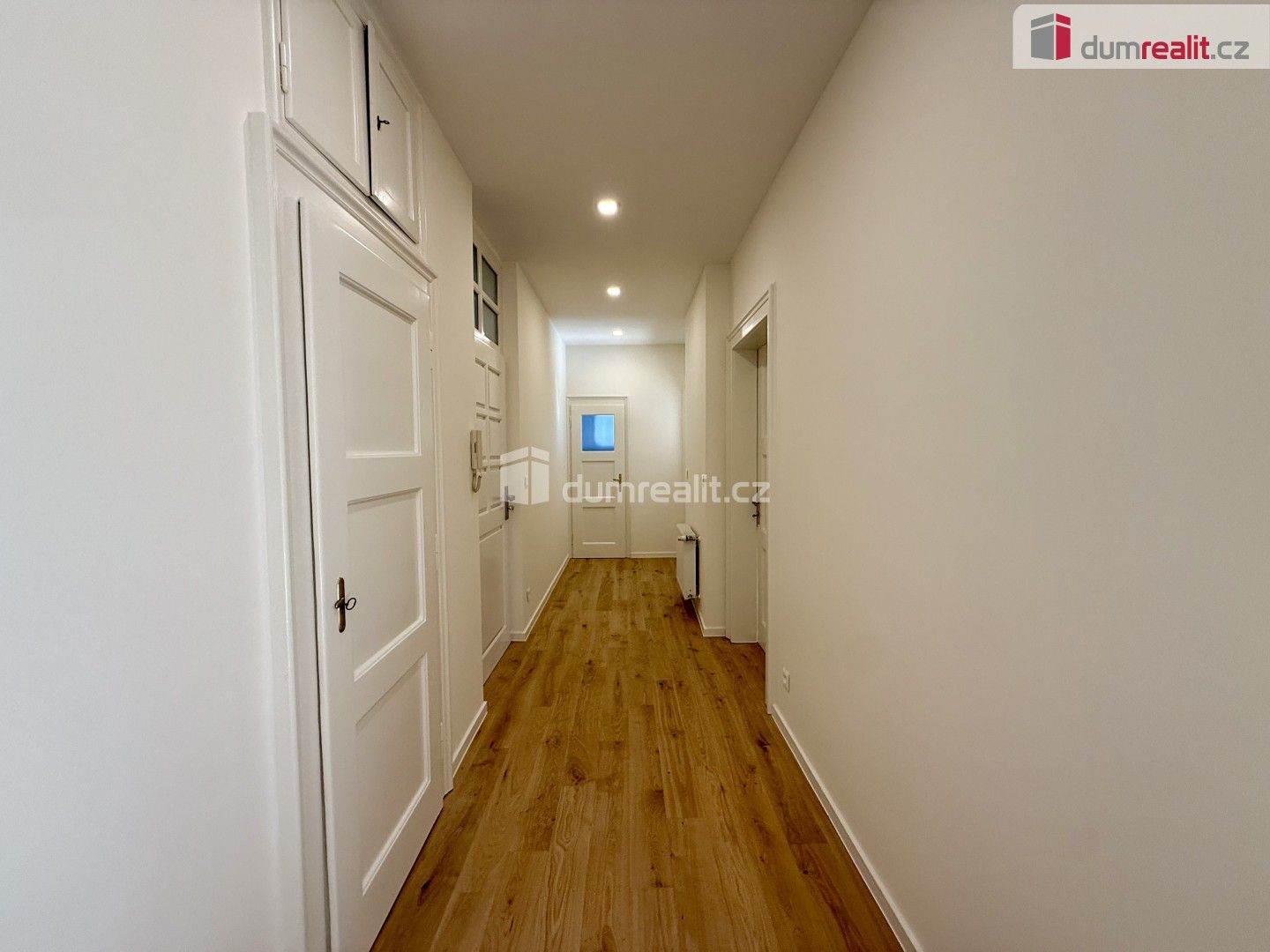 Pronájem bytu 4+kk 105 m² - foto 4