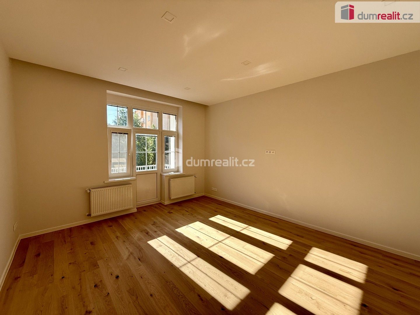 Pronájem bytu 4+kk 105 m² - foto 8