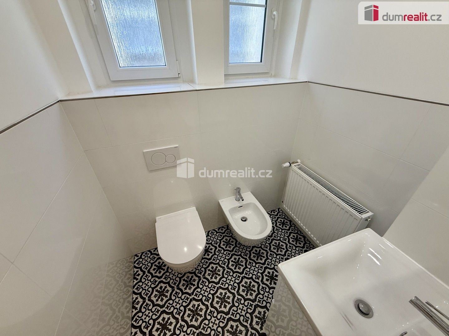 Pronájem bytu 4+kk 105 m² - foto 18