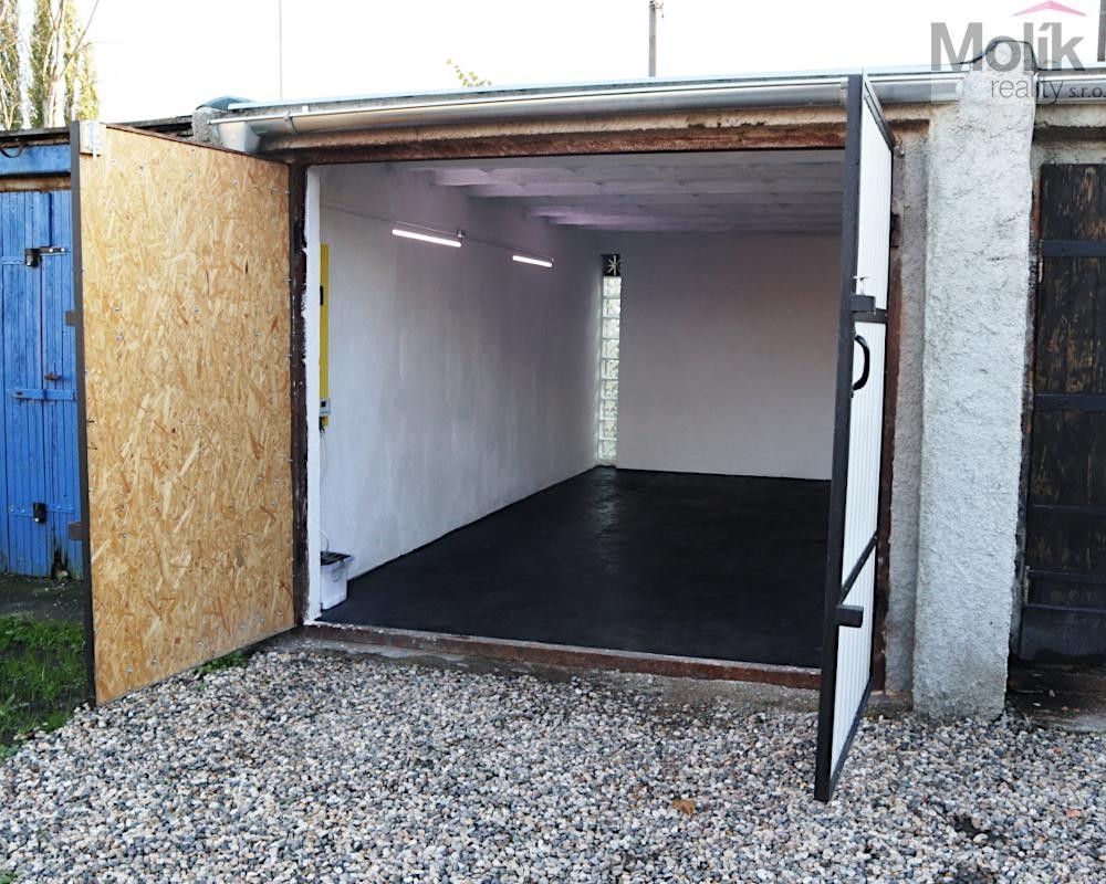Prodej nemovitosti 24 m² - foto 2