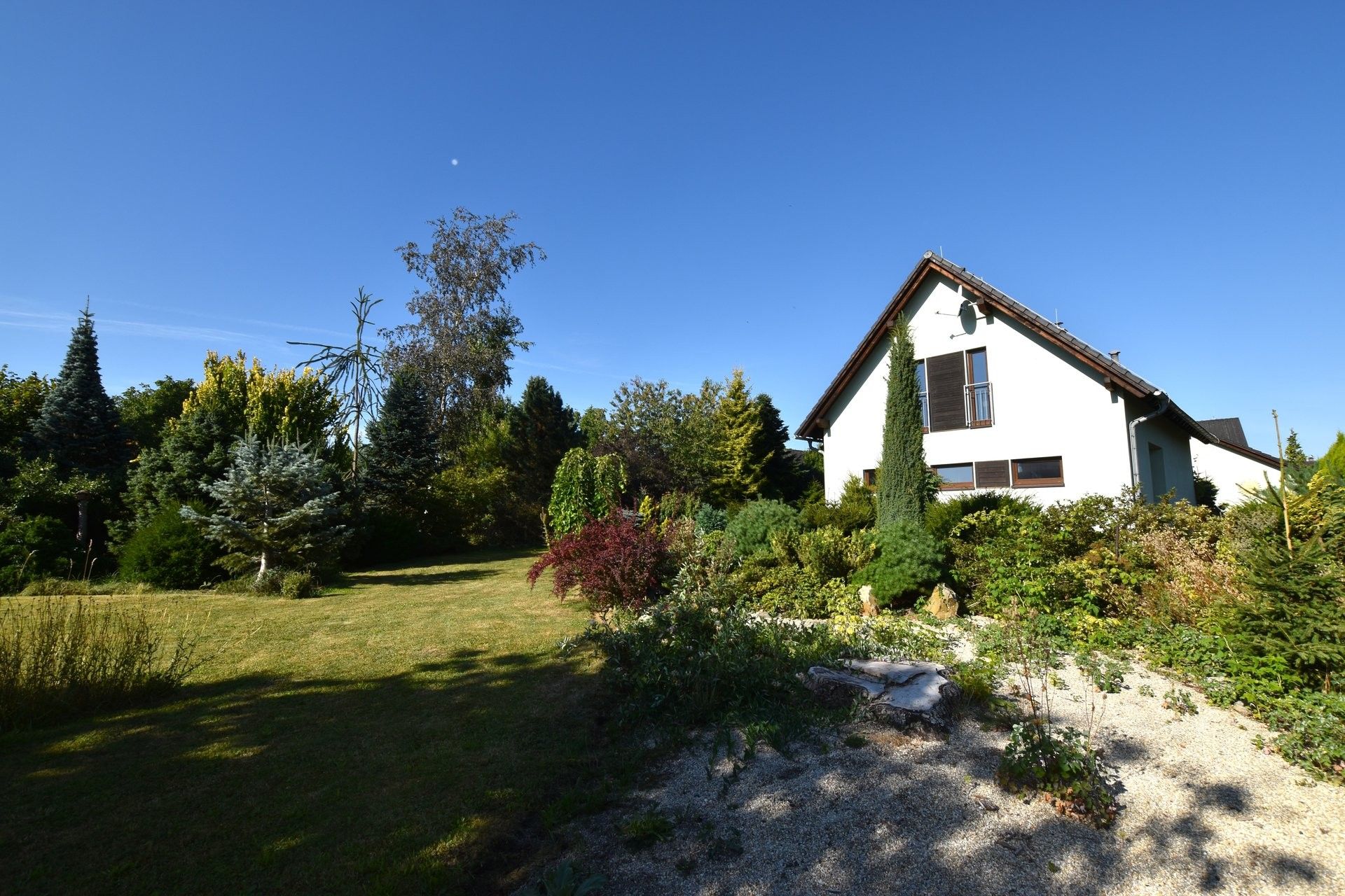 Prodej nemovitosti 132 m² - foto 1