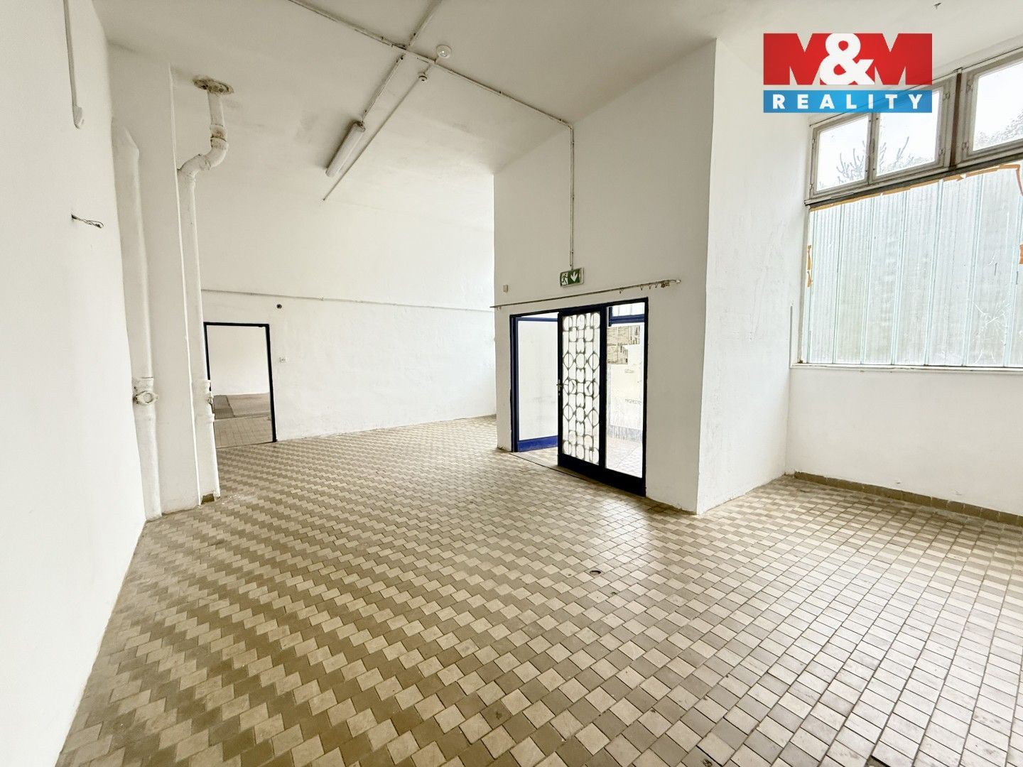 Pronájem komerčního prostoru 660 m² - foto 3