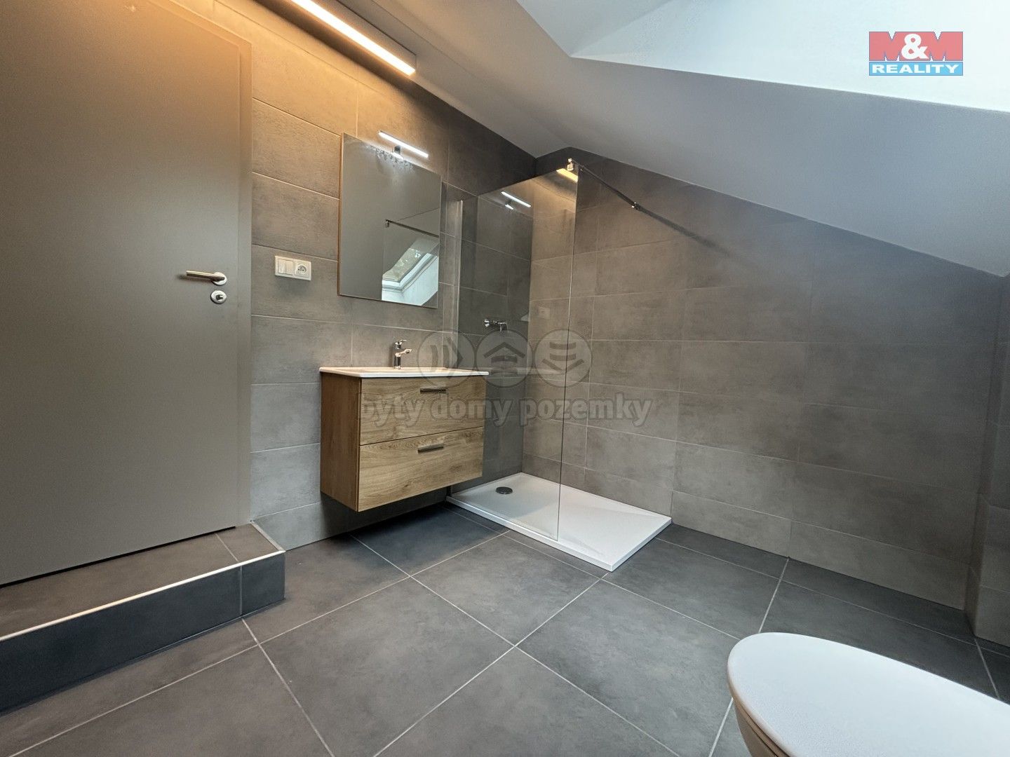 Pronájem bytu 2+kk 67 m² - foto 5
