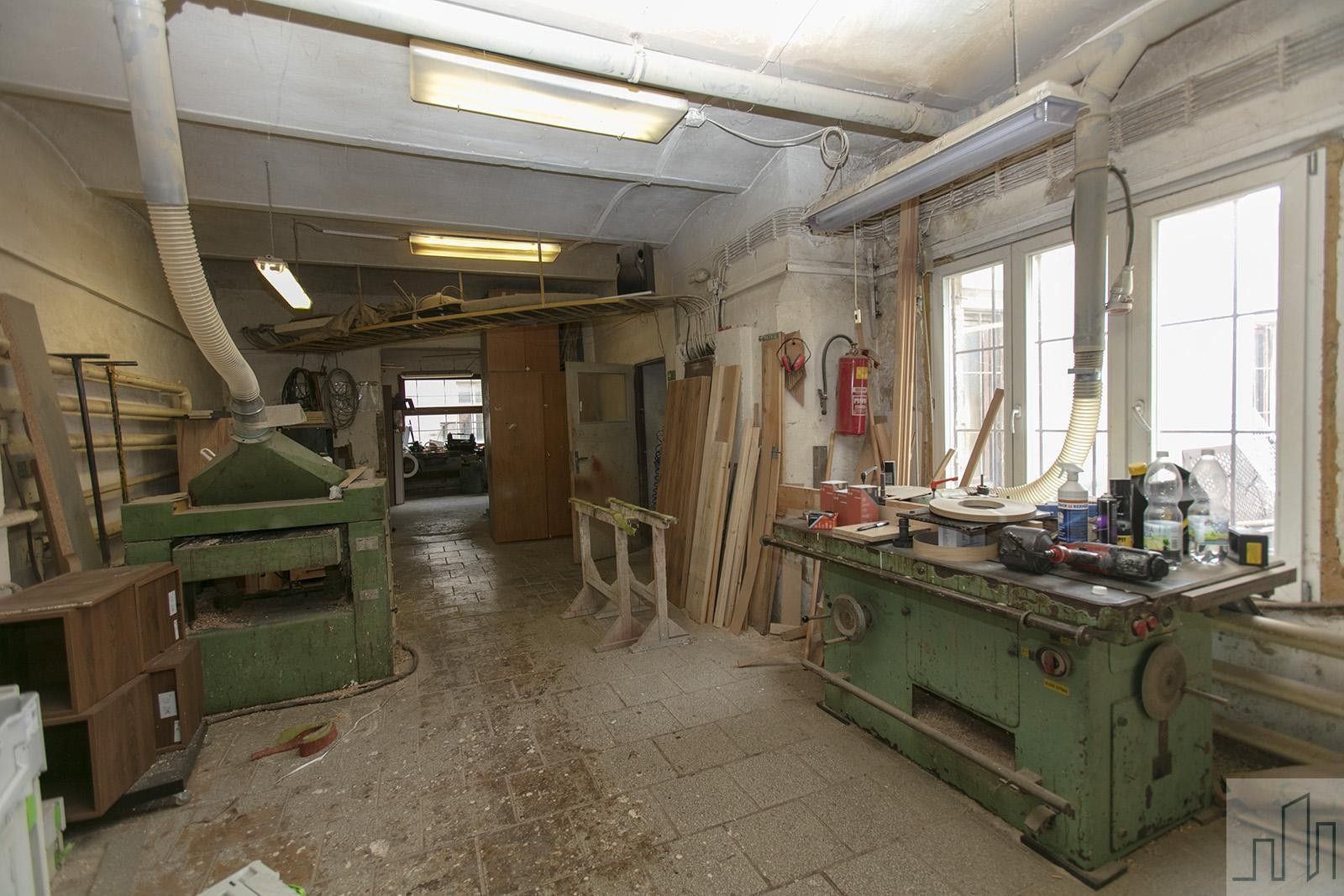Prodej komerčního prostoru 255 m² - foto 12