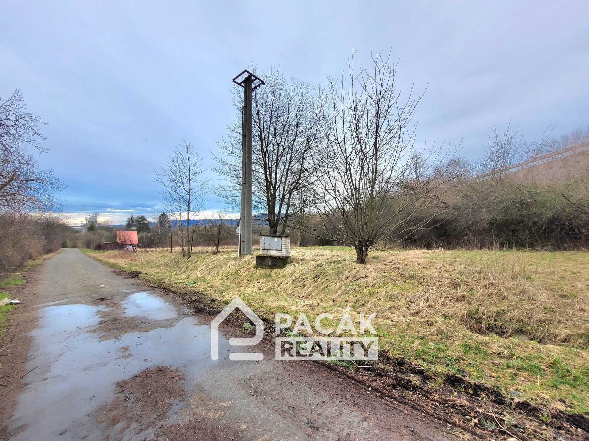 Prodej pozemku 2896 m² - foto 4