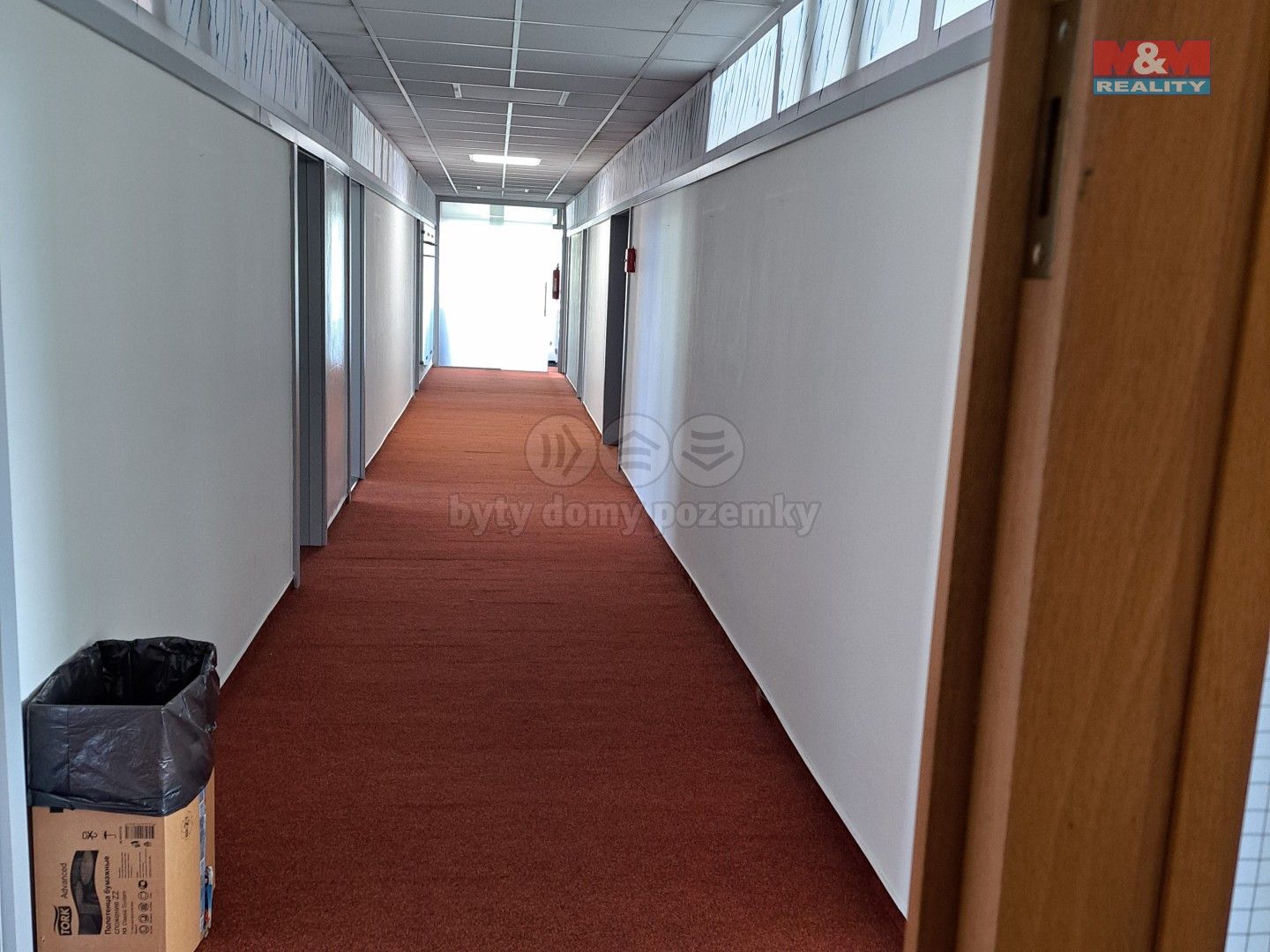 Pronájem komerčního prostoru 288 m² - foto 6
