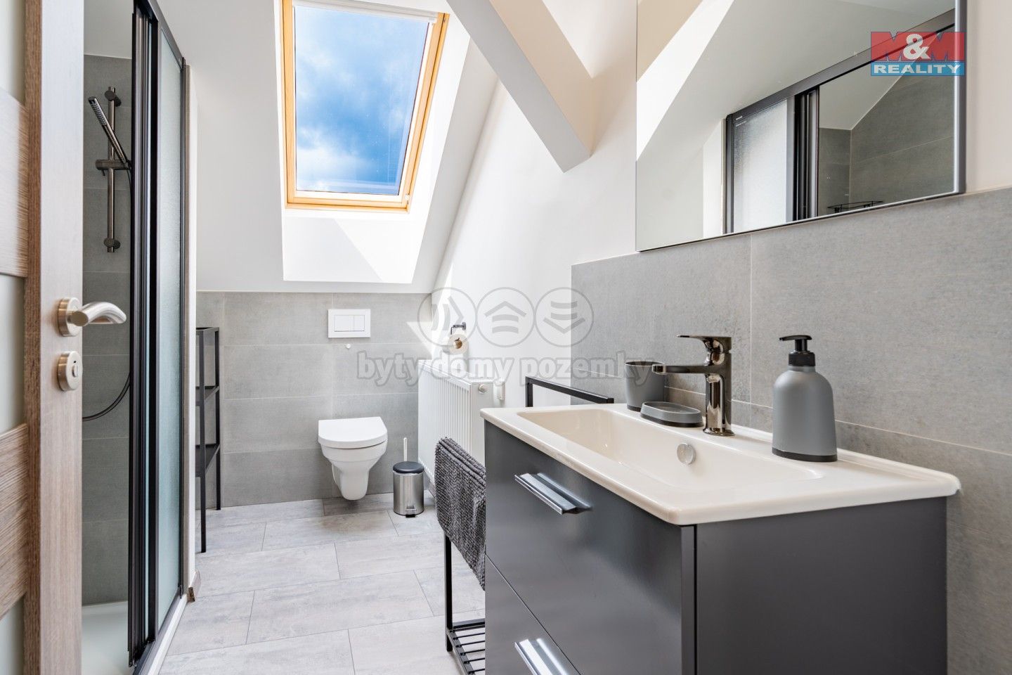 Pronájem bytu 60 m² - foto 2