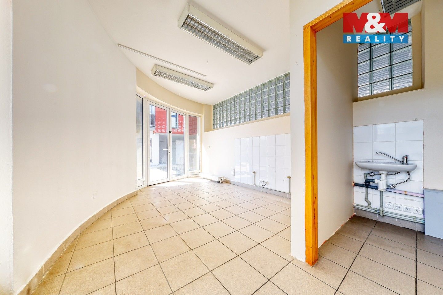 Prodej komerčního prostoru 53 m² - foto 6