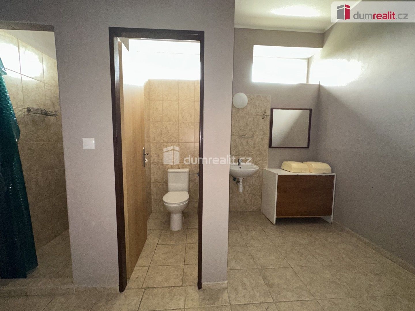 Pronájem komerčního prostoru 450 m² - foto 15