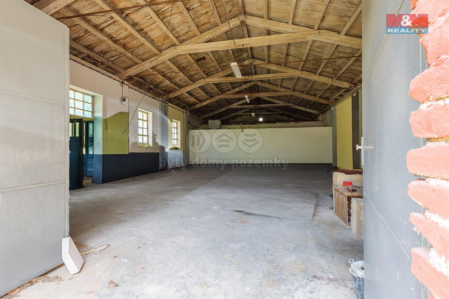 Prodej komerčního prostoru 435 m² - foto 2
