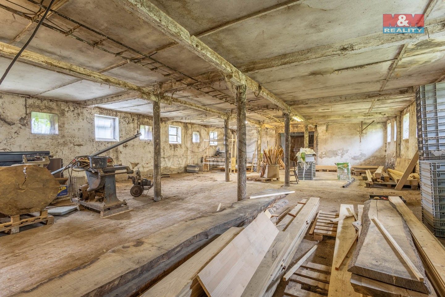 Pronájem komerčního prostoru 300 m² - foto 4