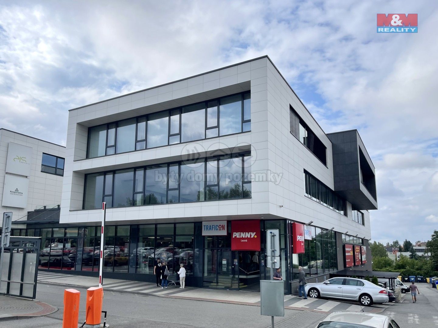 Pronájem komerčního prostoru 274 m² - foto 7