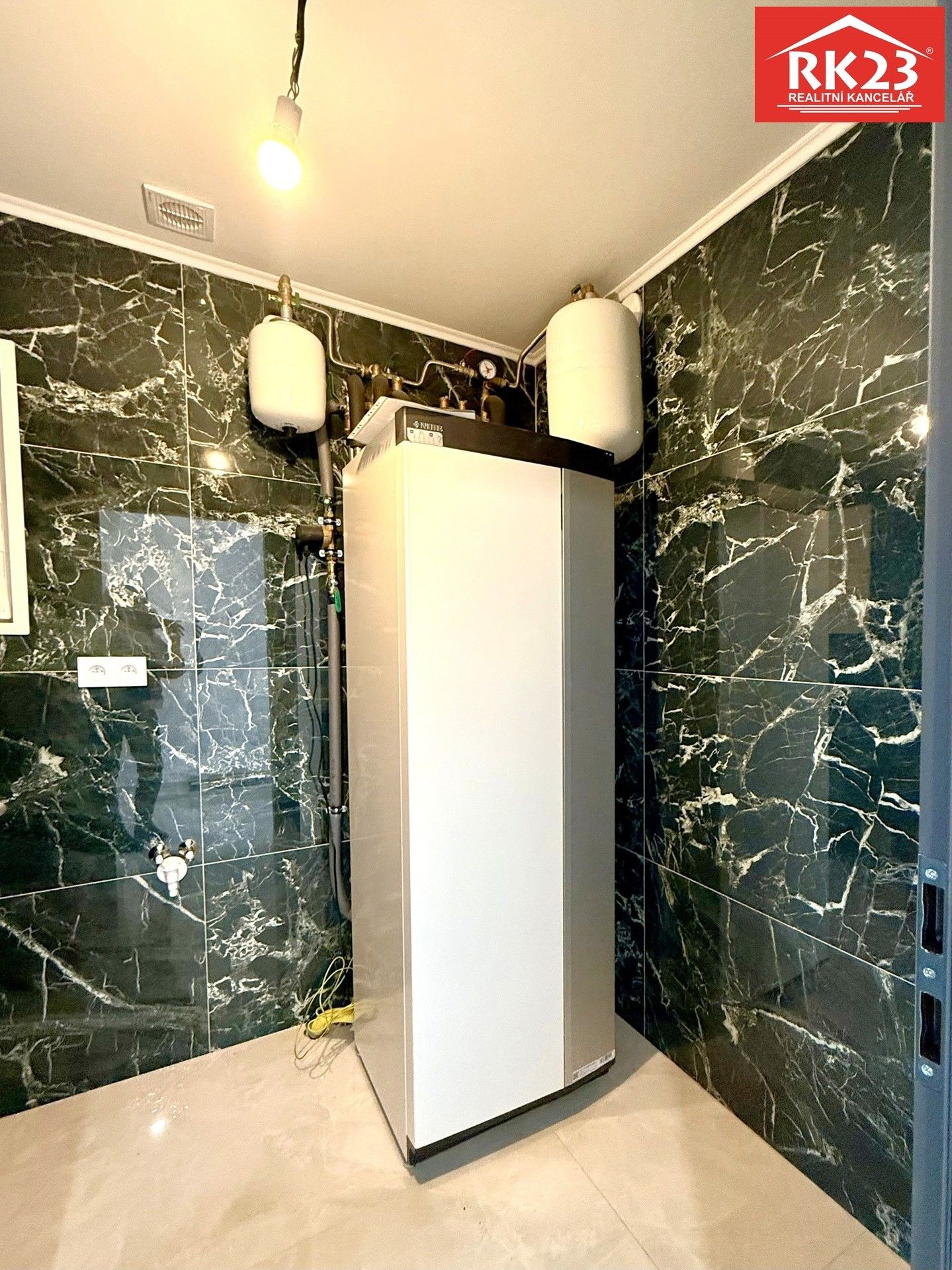 Prodej domu 200 m² - foto 12