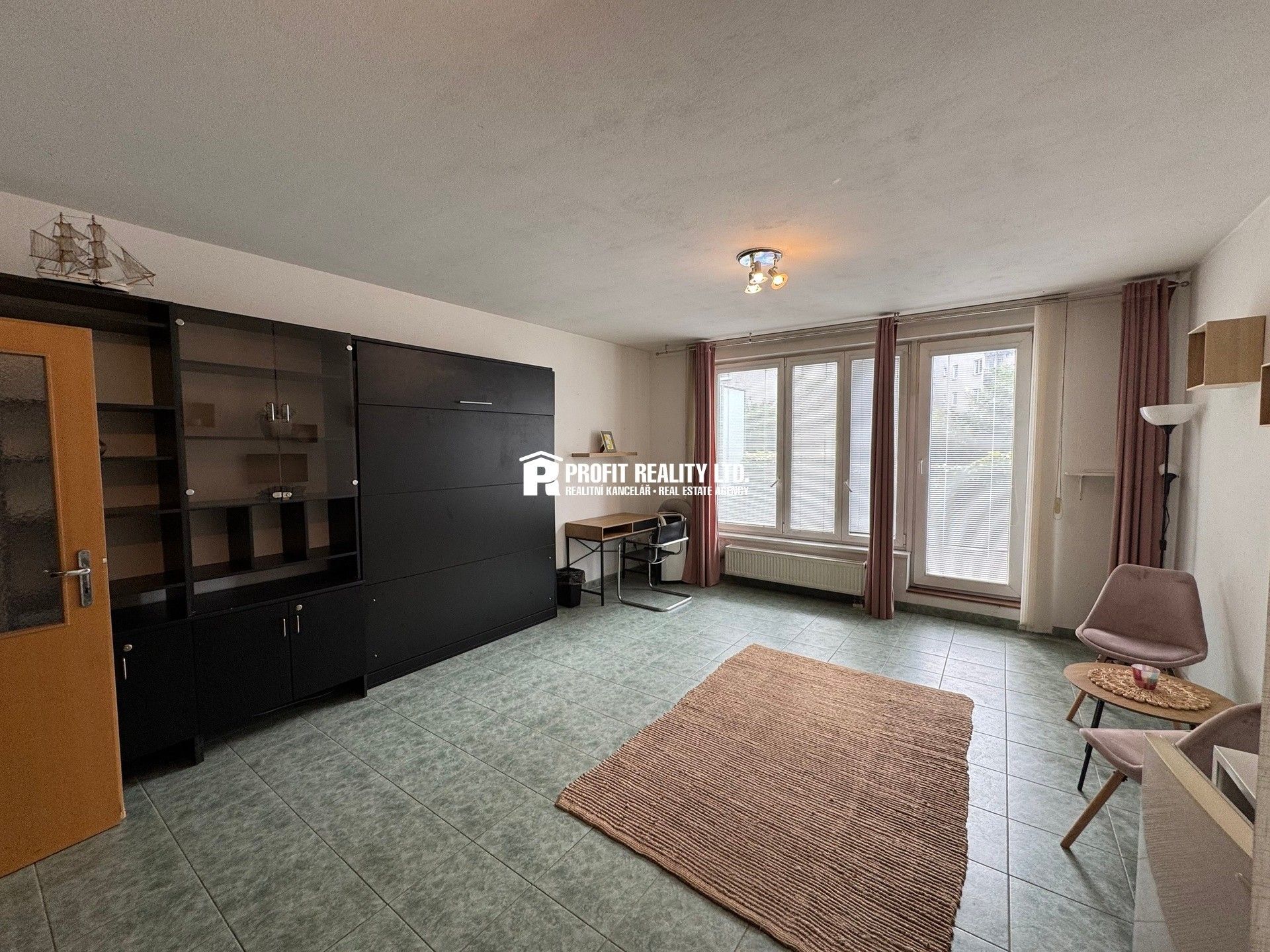 Pronájem bytu 1+kk 37 m² - foto 5