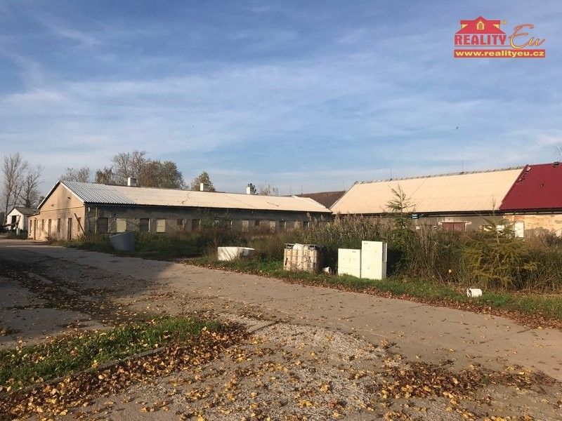 Prodej pozemku 10172 m² - foto 9