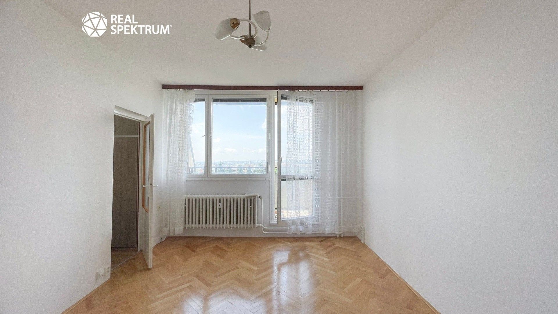 Pronájem bytu 1+1 28 m² - foto 1