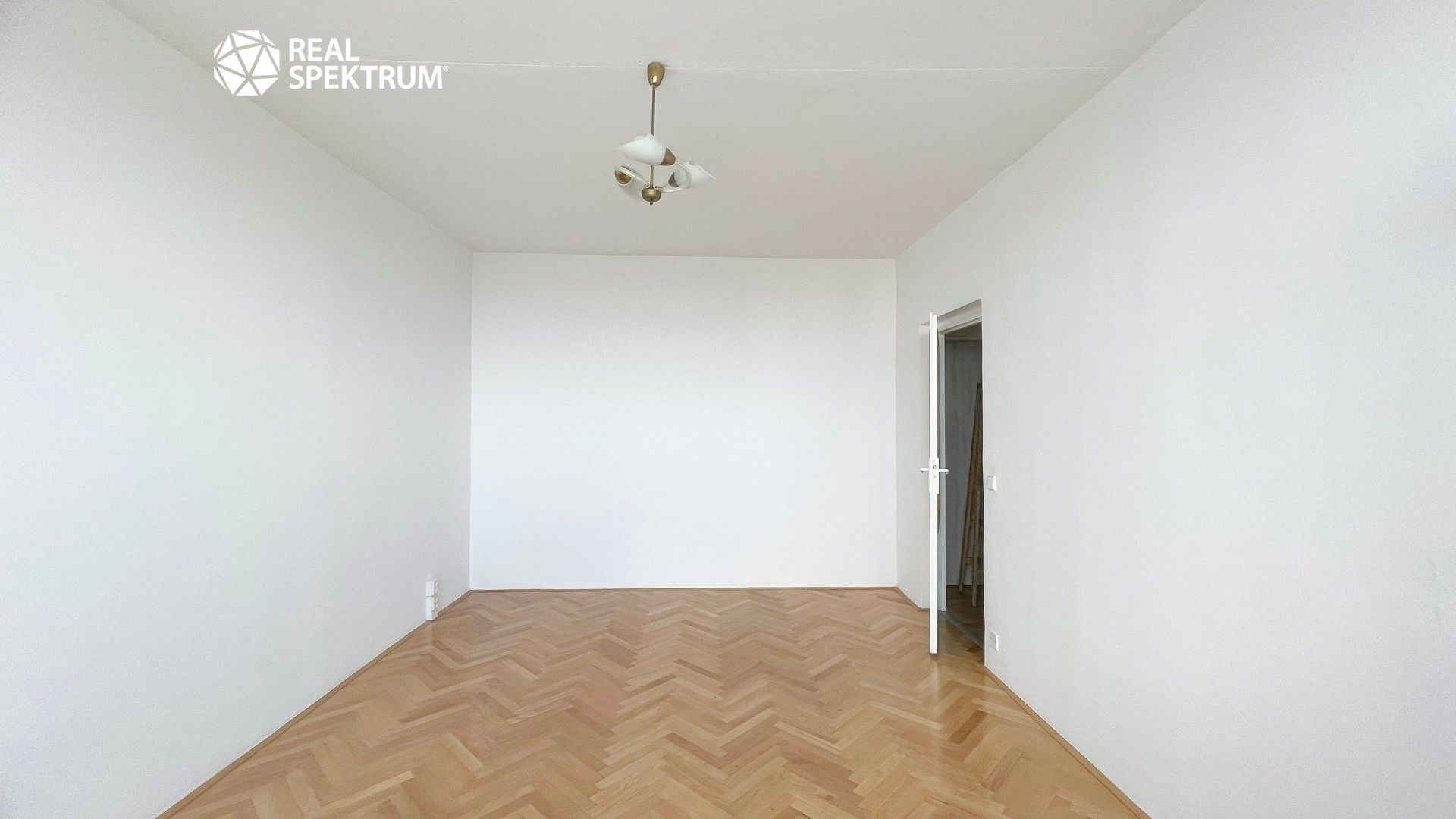 Pronájem bytu 1+1 28 m² - foto 12