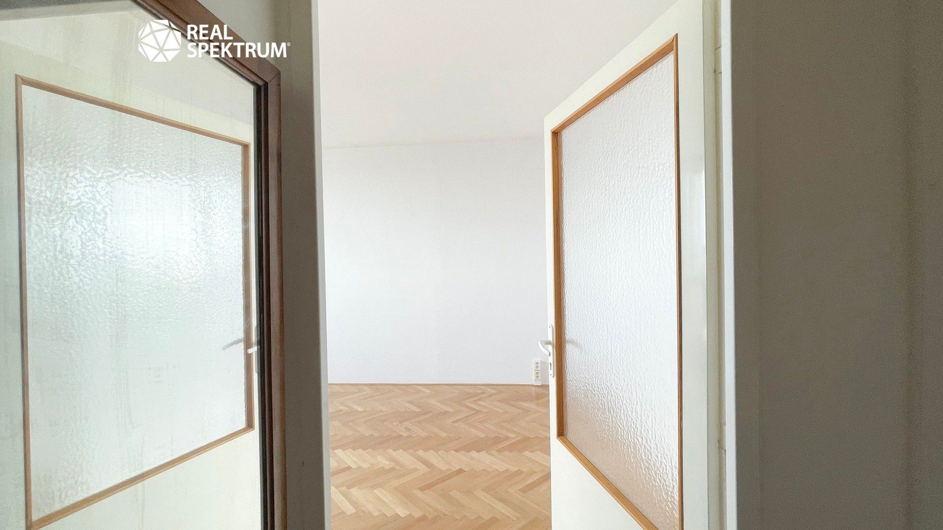 Pronájem bytu 1+1 28 m² - foto 15