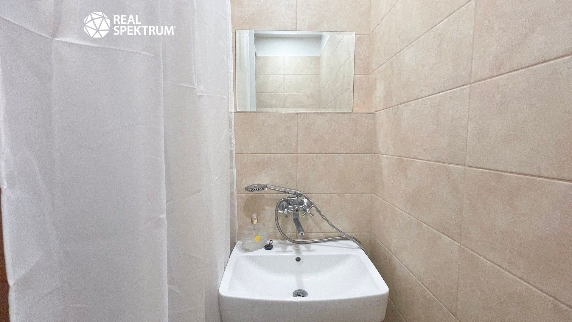 Pronájem bytu 1+1 28 m² - foto 16