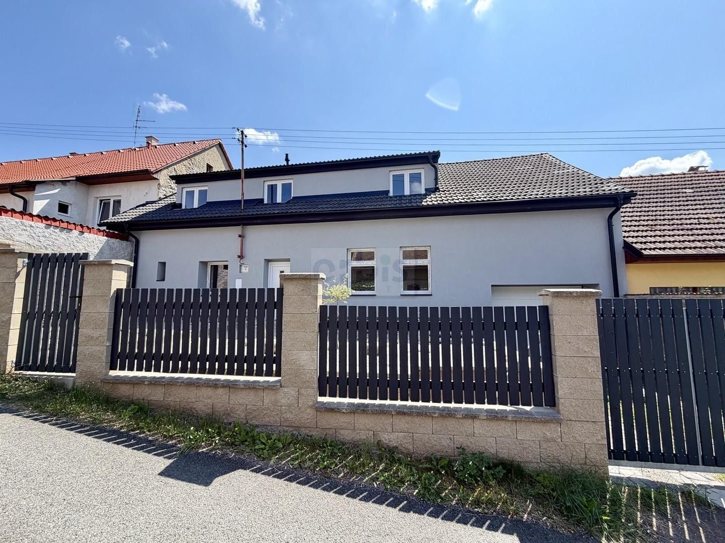 Prodej domu 240 m² - foto 2