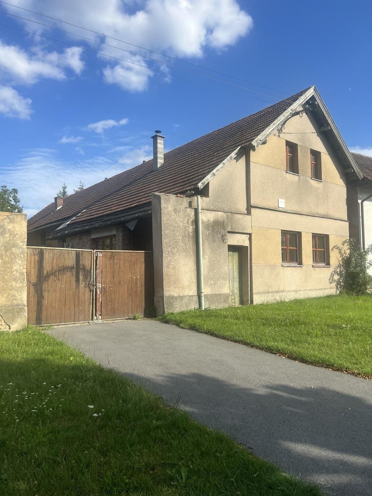 Prodej domu 90 m² - foto 1