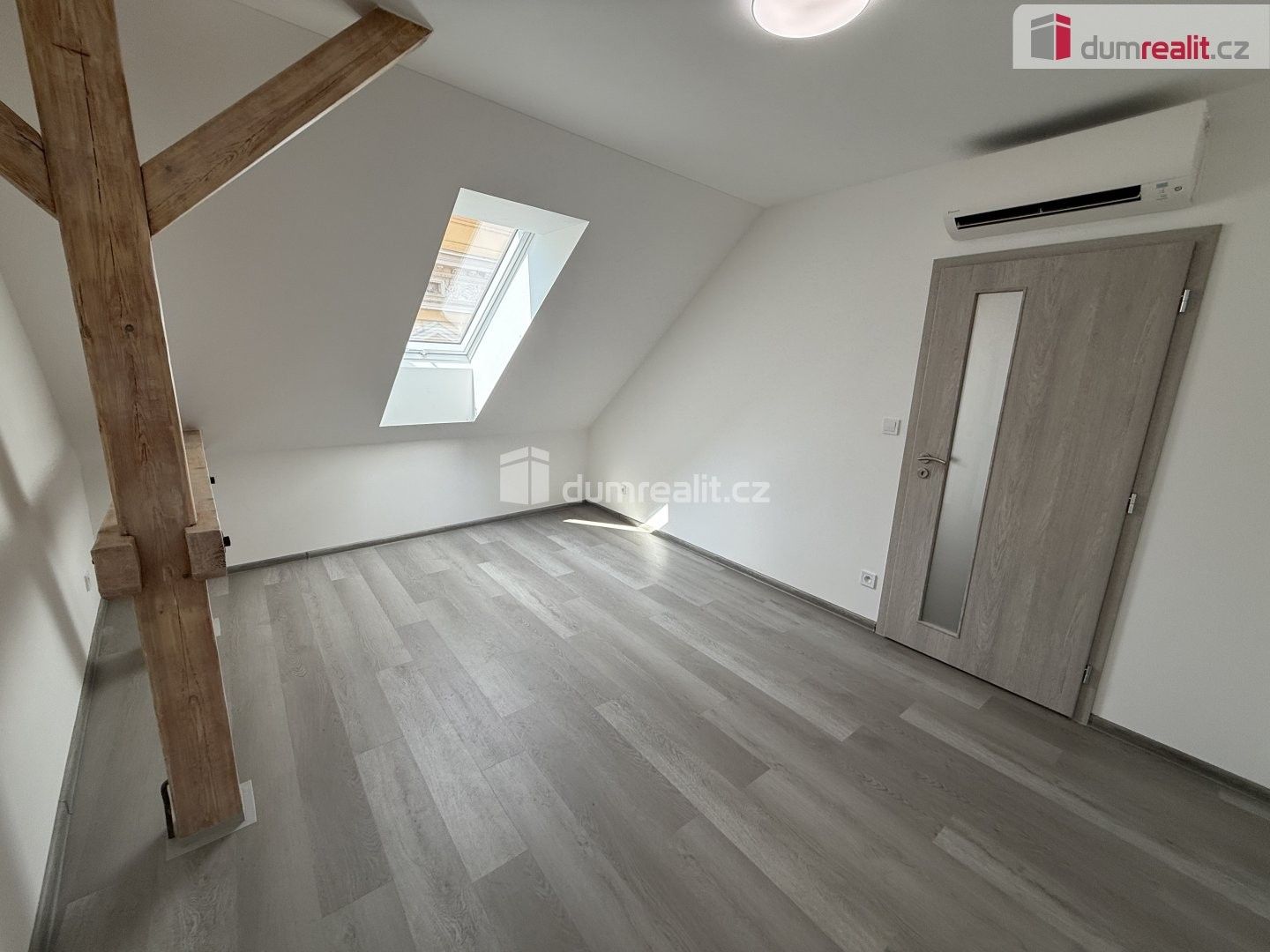 Pronájem bytu 2+kk 48 m² - foto 6