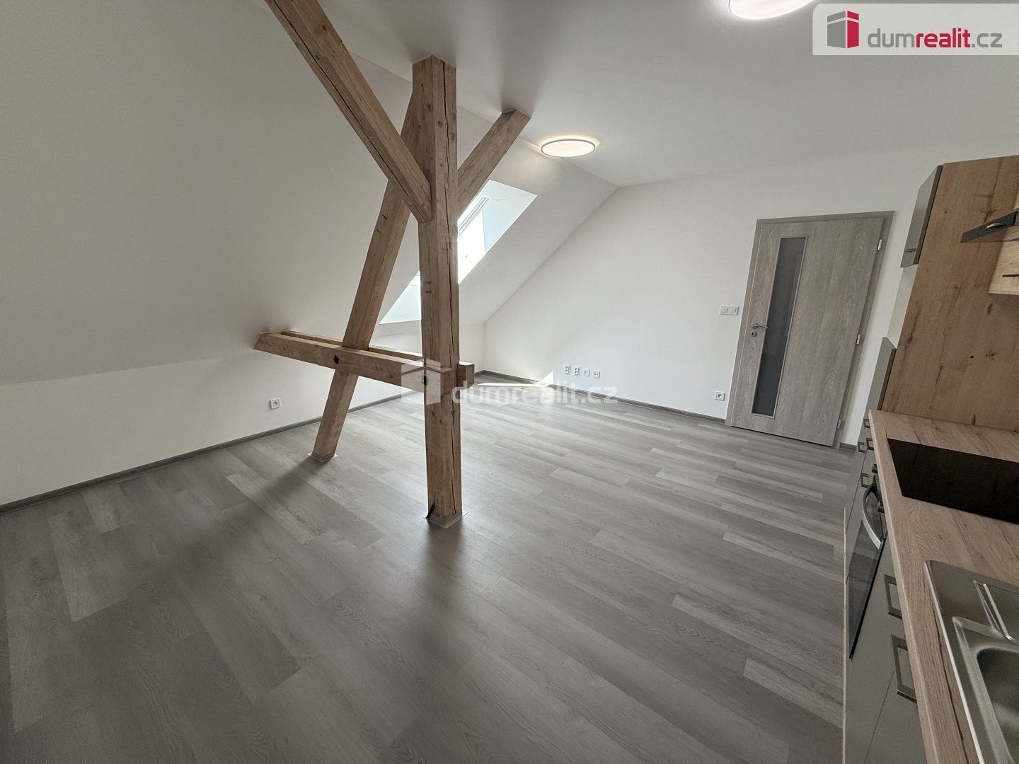 Pronájem bytu 2+kk 48 m² - foto 7