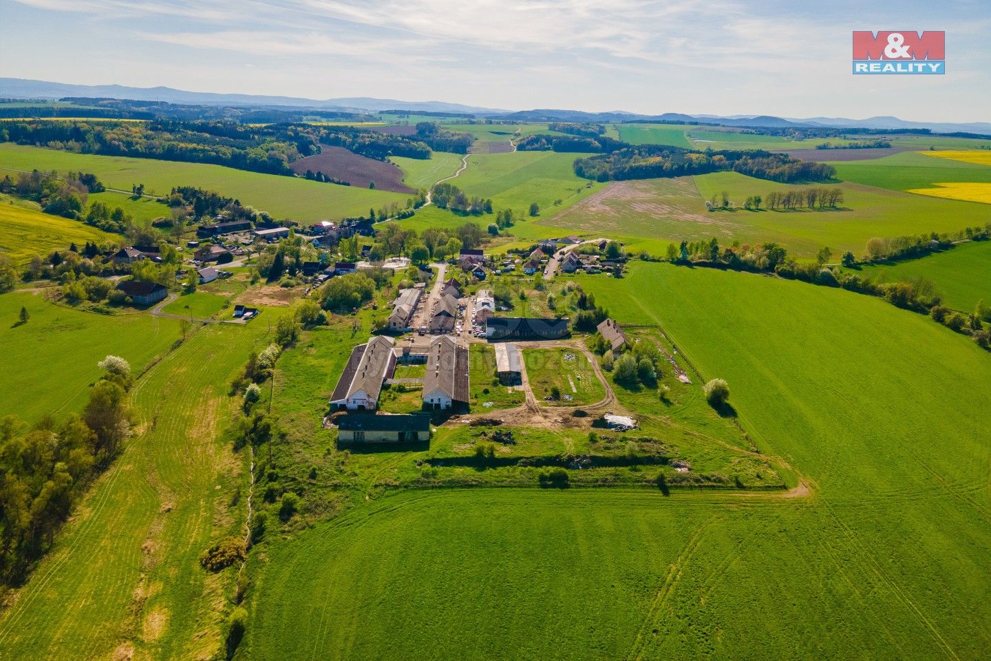 Prodej komerčního prostoru 4026 m² - foto 12