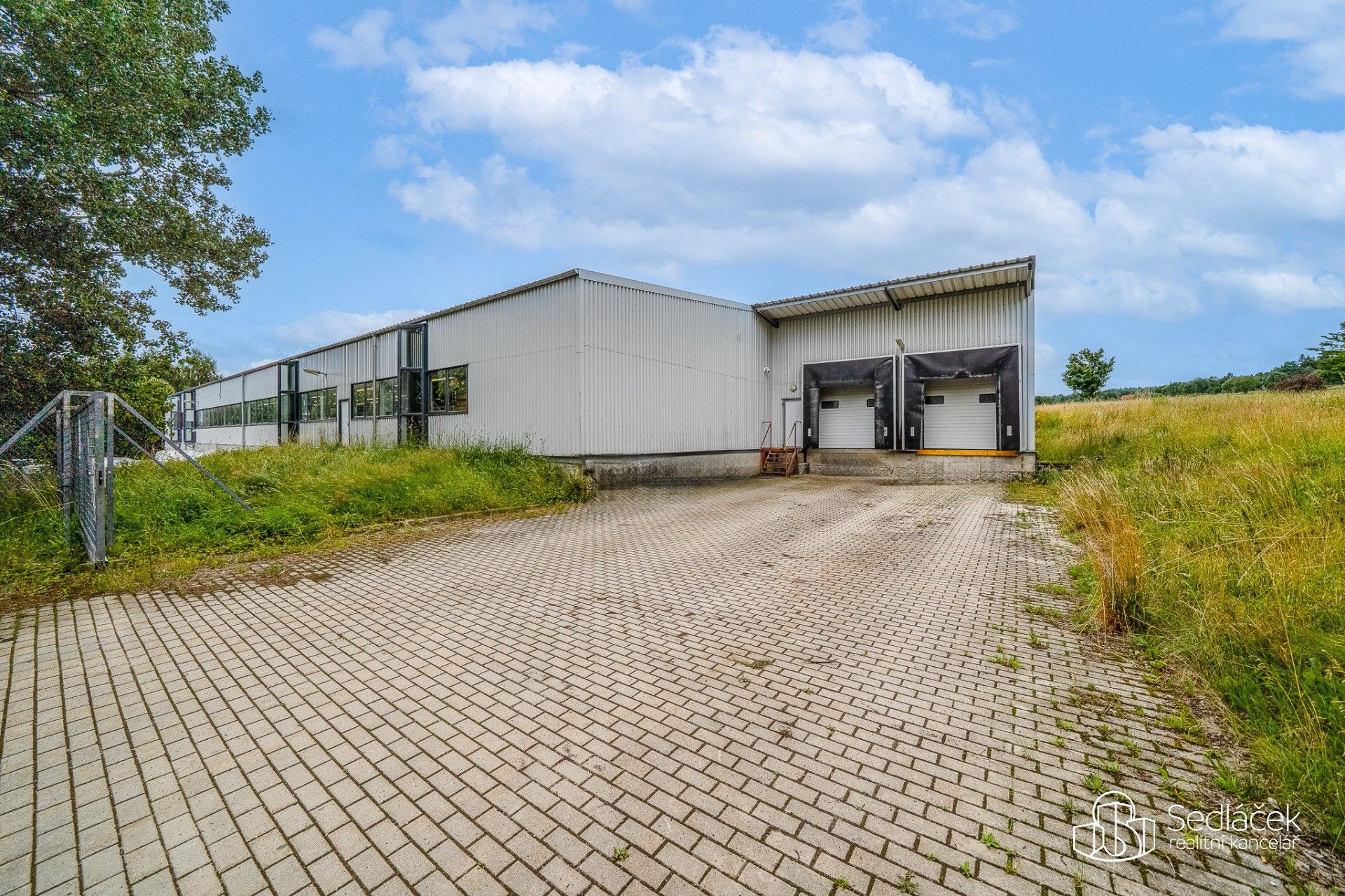 Prodej komerčního prostoru 3089 m² - foto 3