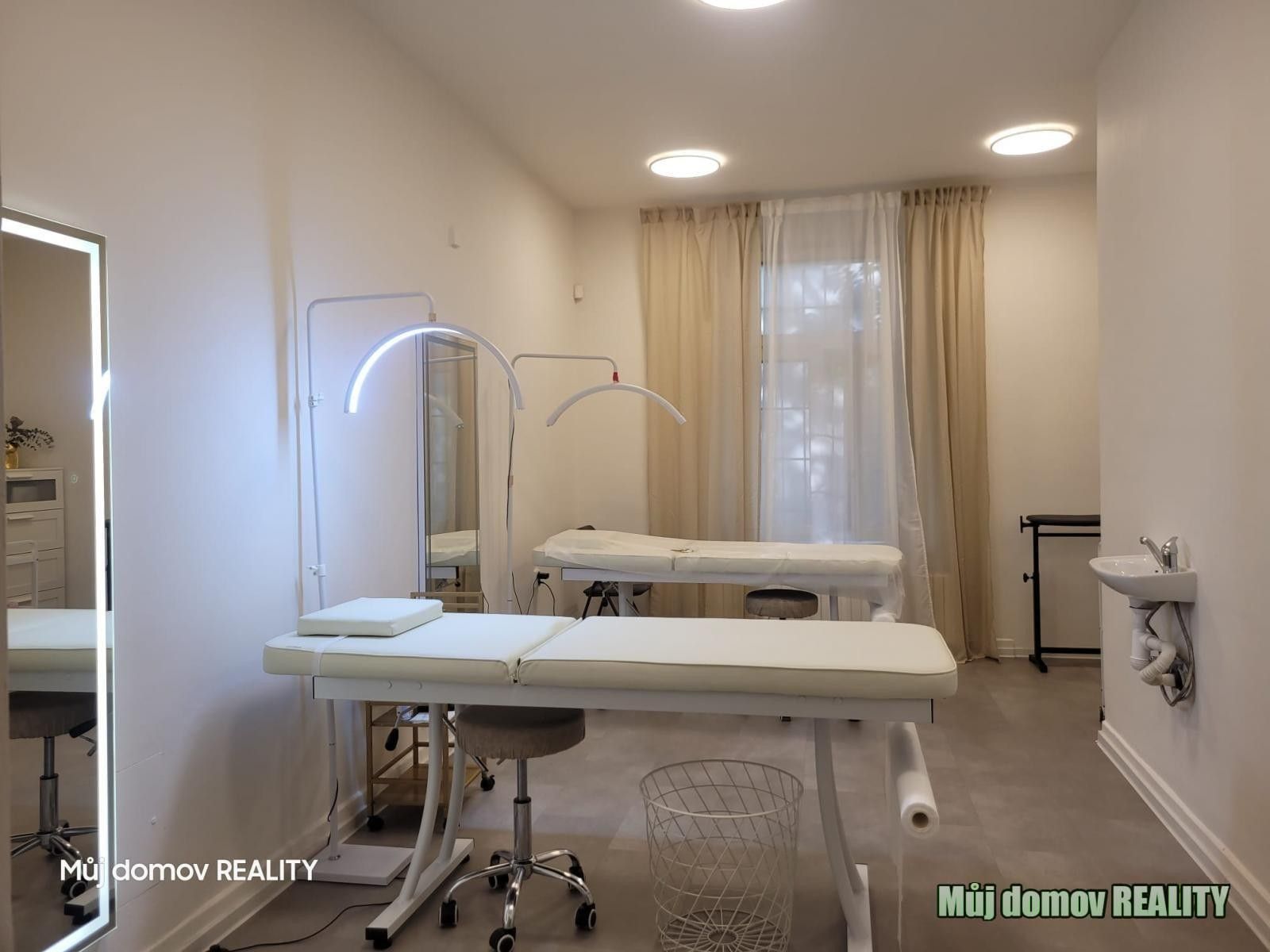 Pronájem komerčního prostoru 57 m² - foto 12