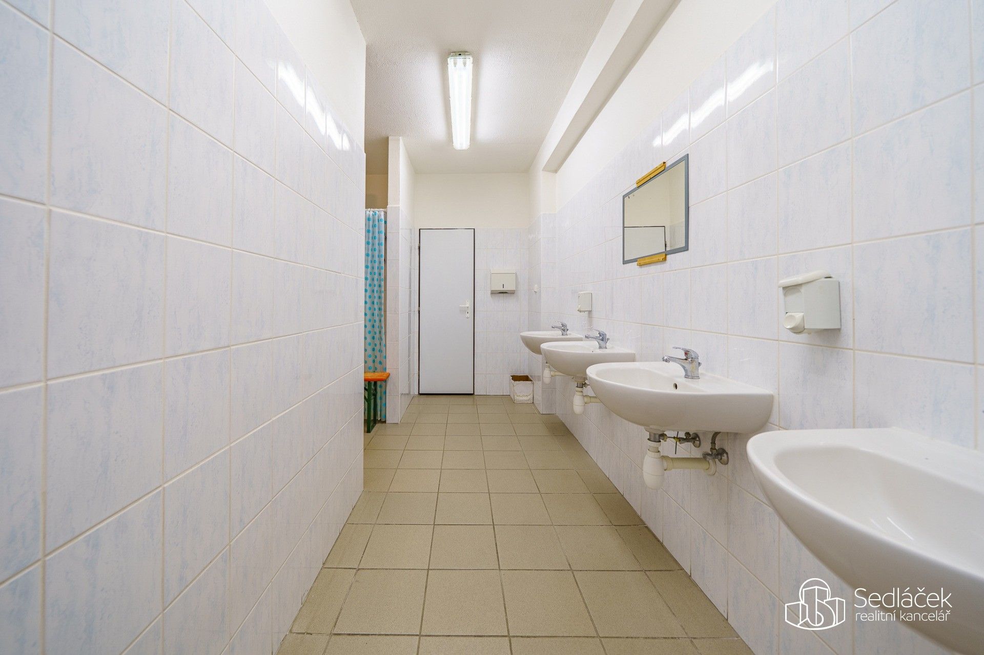 Prodej komerčního prostoru 3089 m² - foto 18