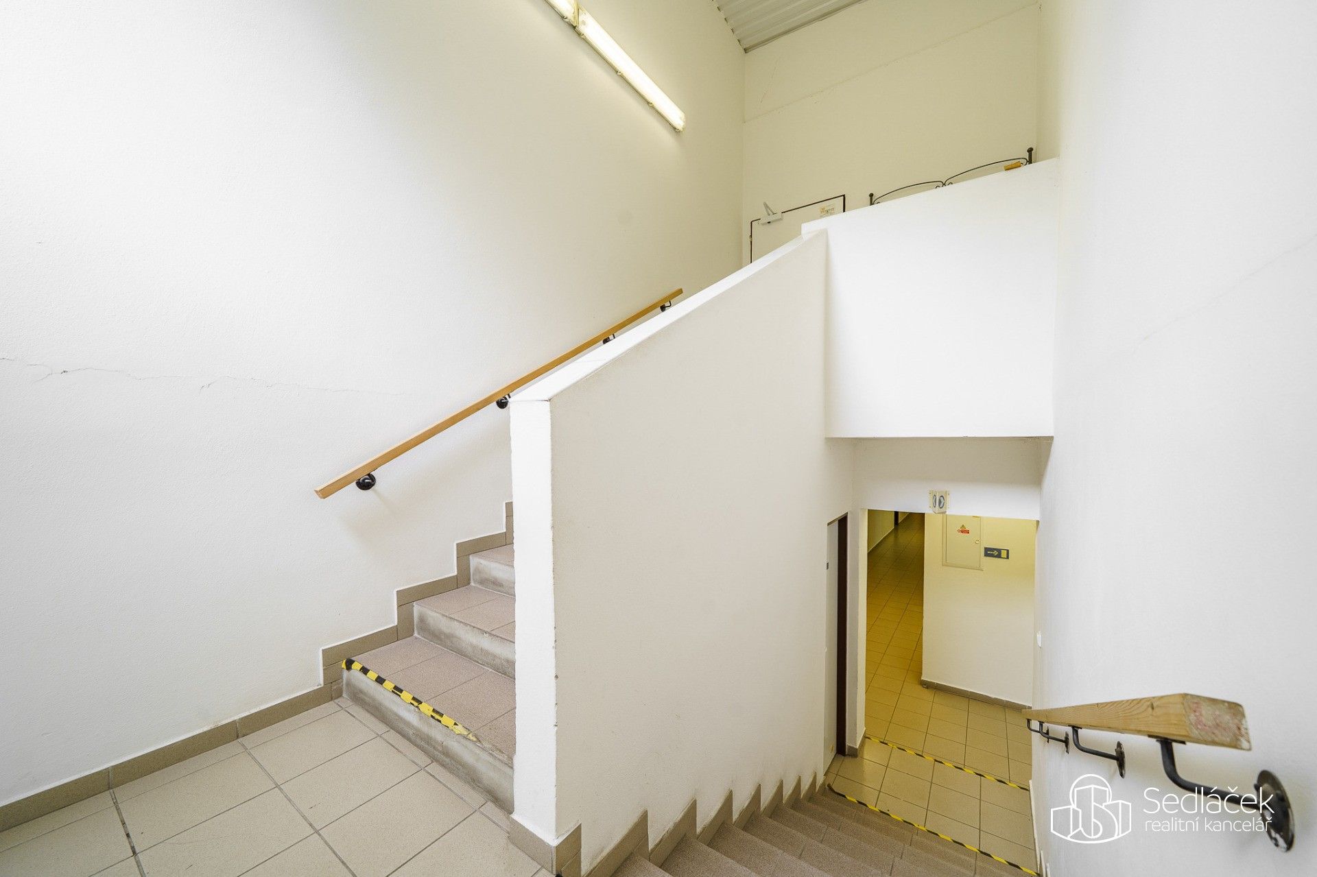 Prodej komerčního prostoru 3089 m² - foto 23