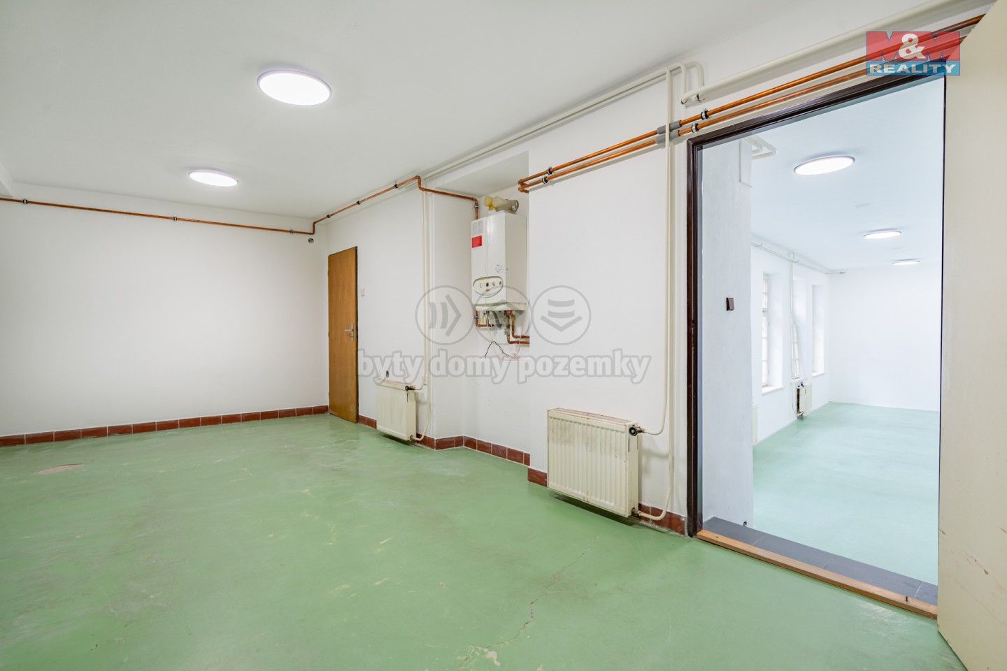 Pronájem komerčního prostoru 210 m² - foto 10