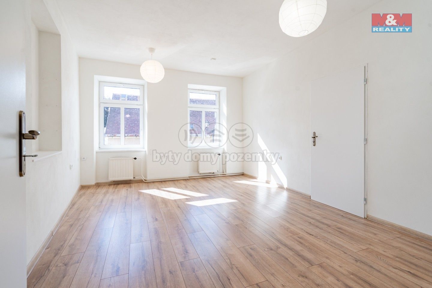 Pronájem komerčního prostoru 210 m² - foto 19