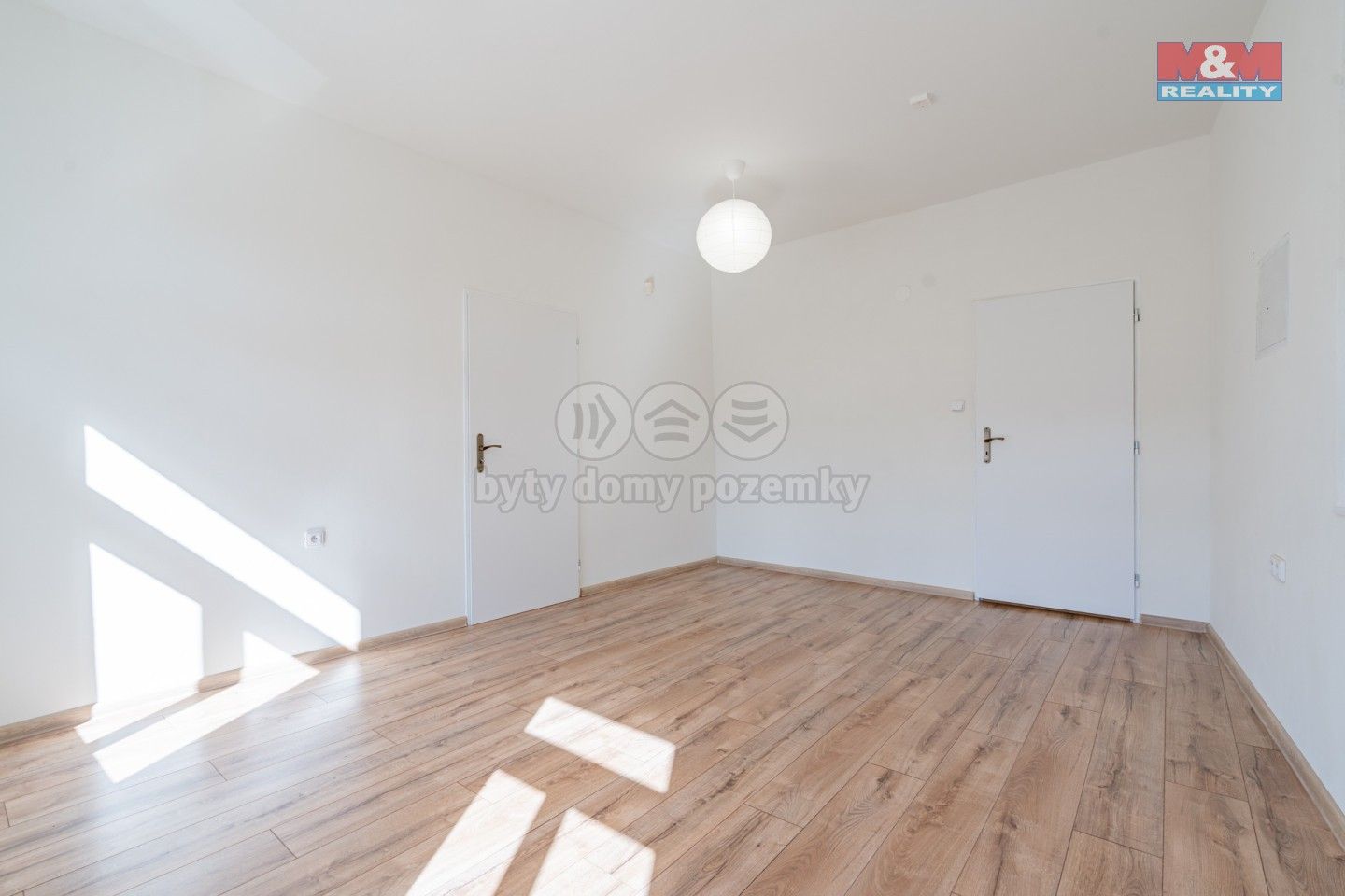Pronájem komerčního prostoru 210 m² - foto 20
