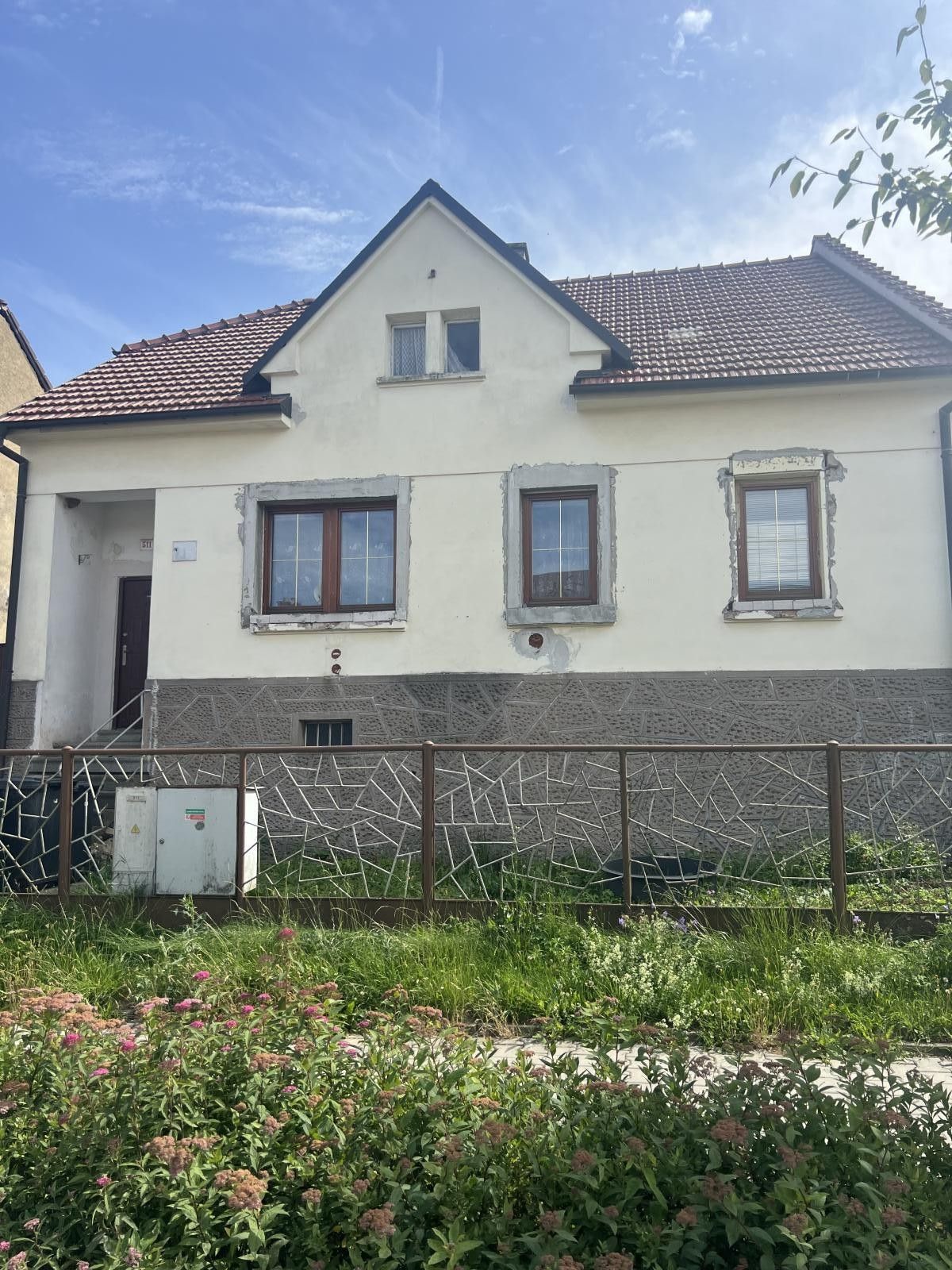 Prodej domu 200 m² - foto 1