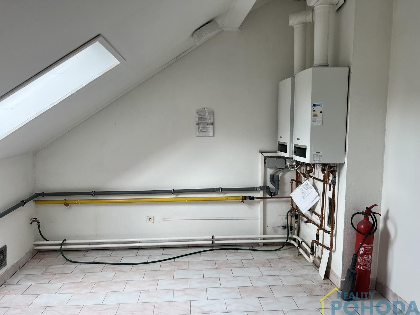 Pronájem nemovitosti 500 m² - foto 20