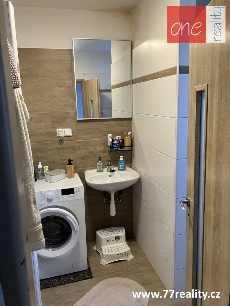 Pronájem bytu 2+1 60 m² - foto 3