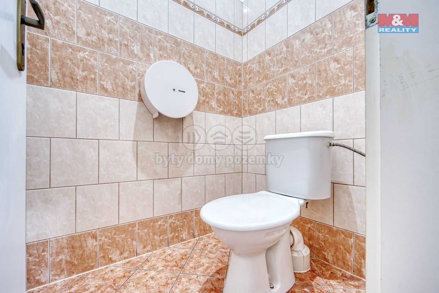 Prodej komerčního prostoru 524 m² - foto 7