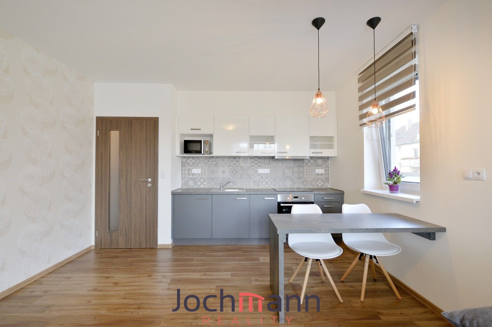 Pronájem bytu 1+kk 38 m² - foto 3