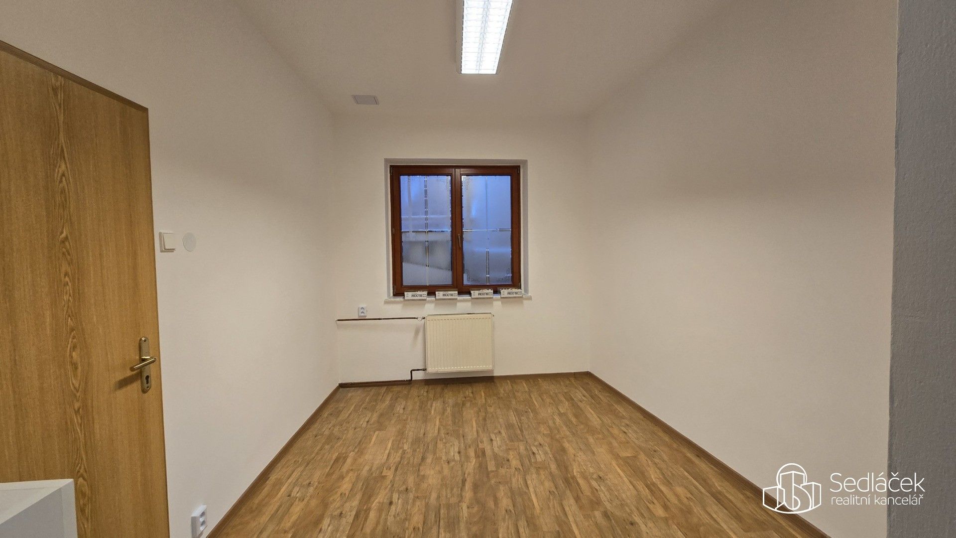 Pronájem komerčního prostoru 25 m² - foto 2