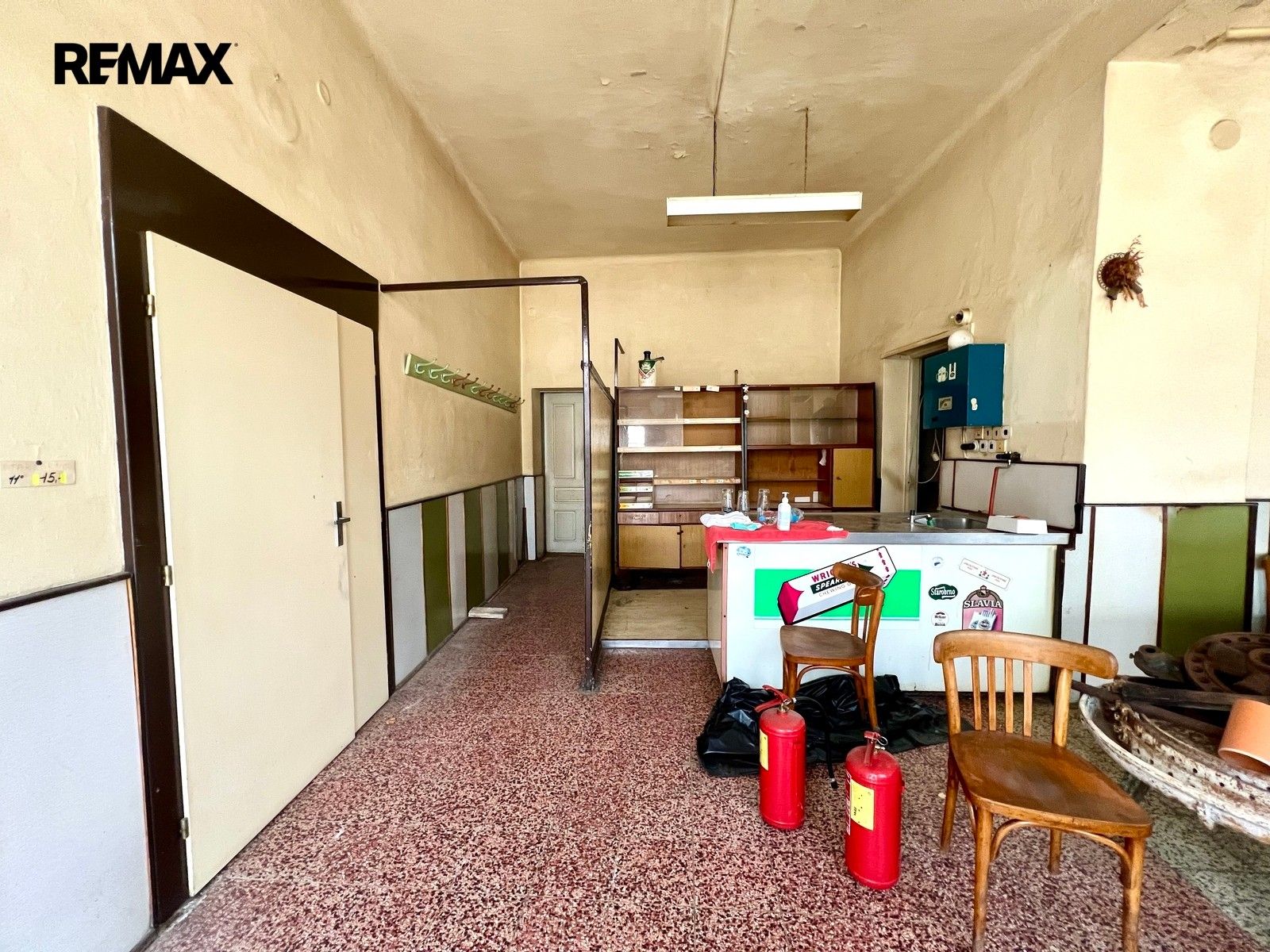 Prodej komerčního prostoru 340 m² - foto 6