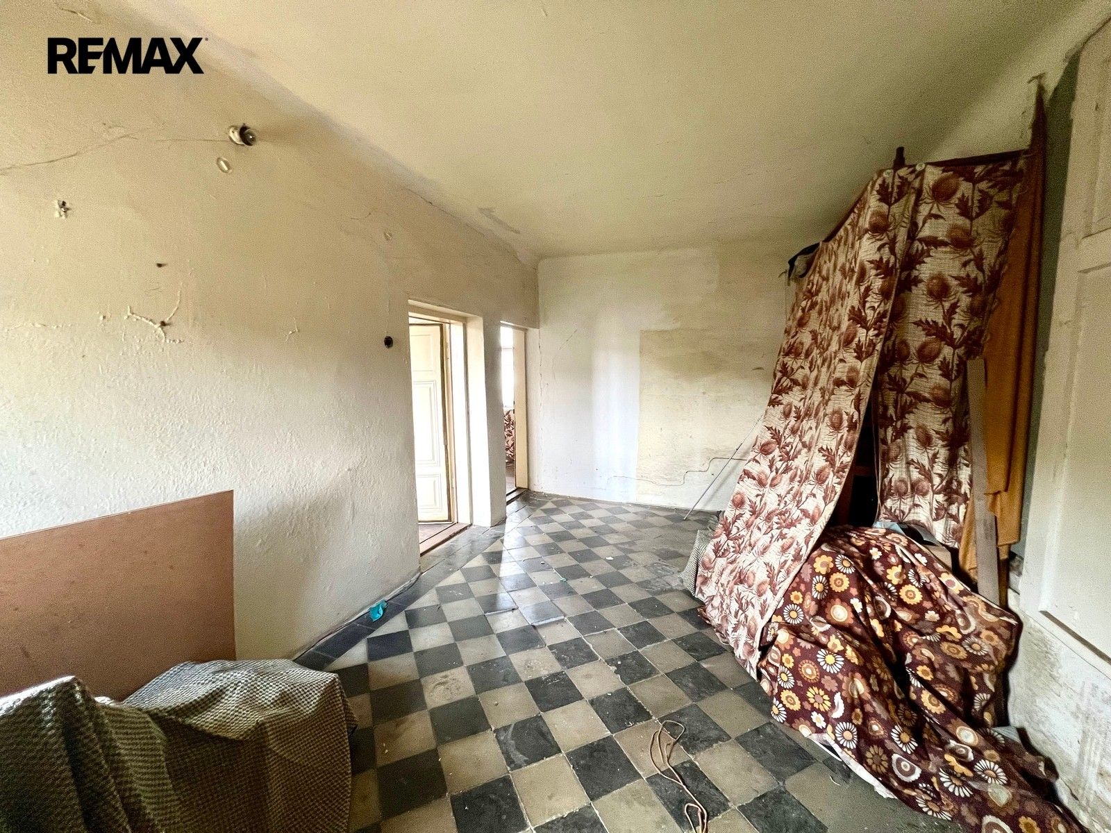 Prodej komerčního prostoru 340 m² - foto 12
