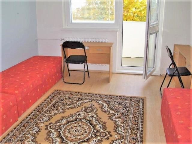 Pronájem bytu 3+1 75 m² - foto 1