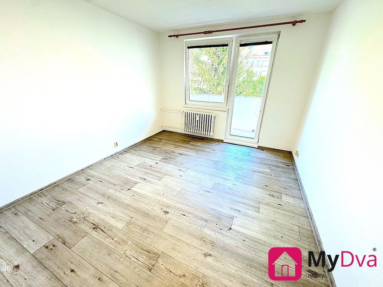 Pronájem bytu 1+1 34 m² - foto 3