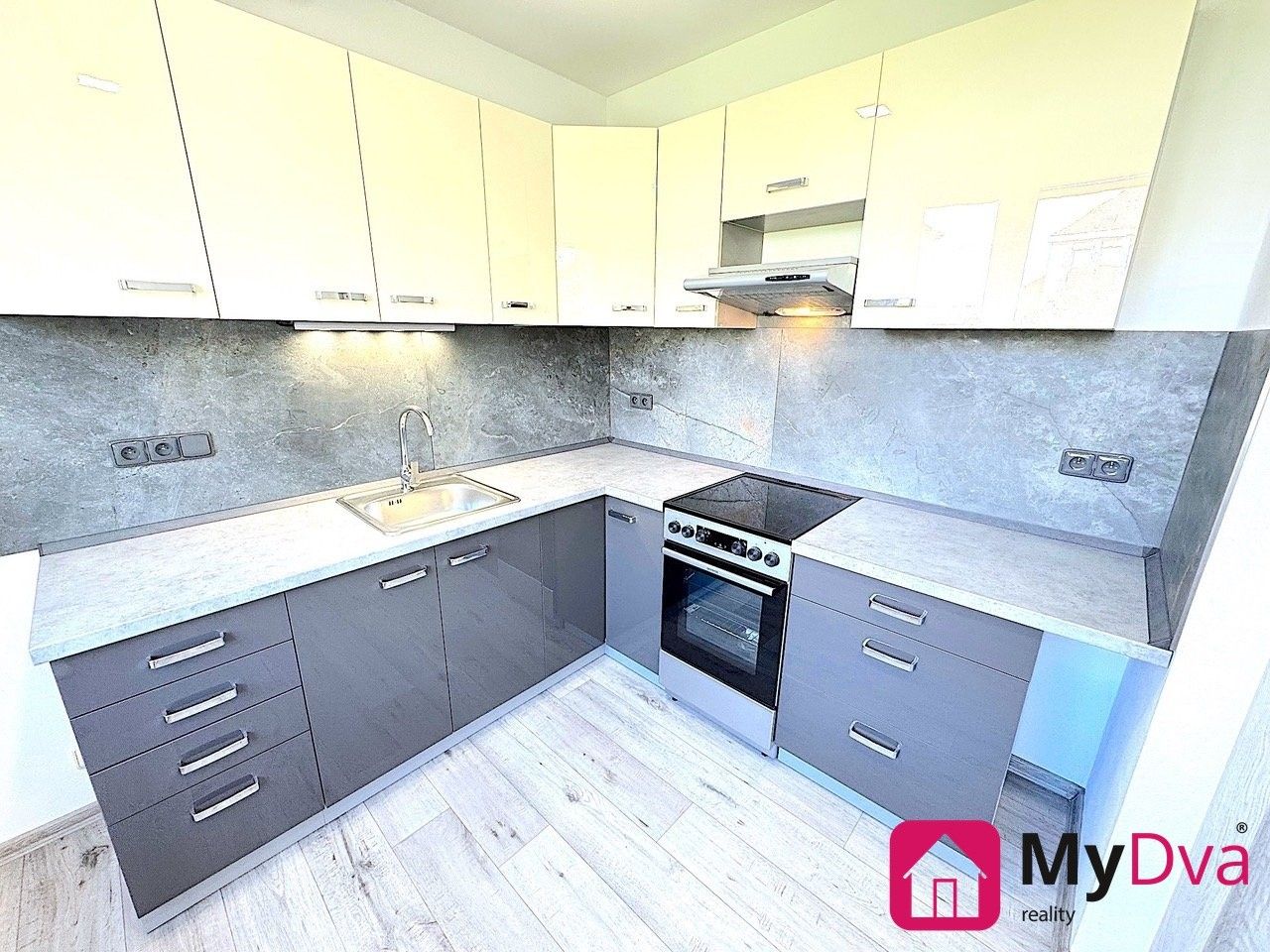 Pronájem bytu 1+1 34 m² - foto 2