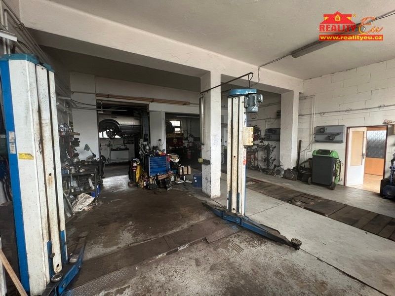 Prodej komerčního prostoru 400 m² - foto 15
