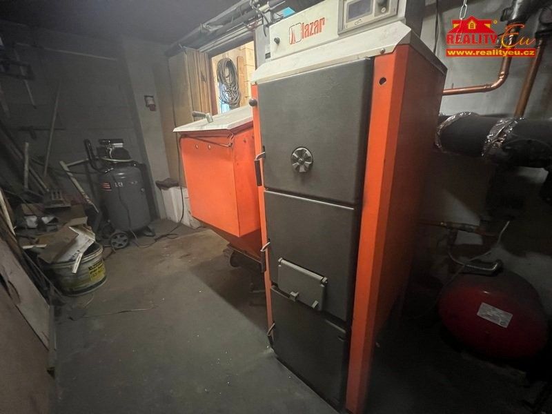Prodej komerčního prostoru 400 m² - foto 19