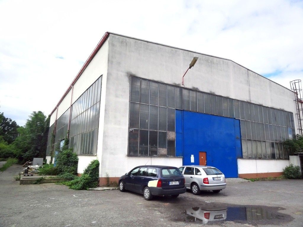 Pronájem komerčního prostoru 1320 m² - foto 5